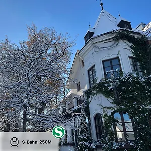 Eichen Schloessl München