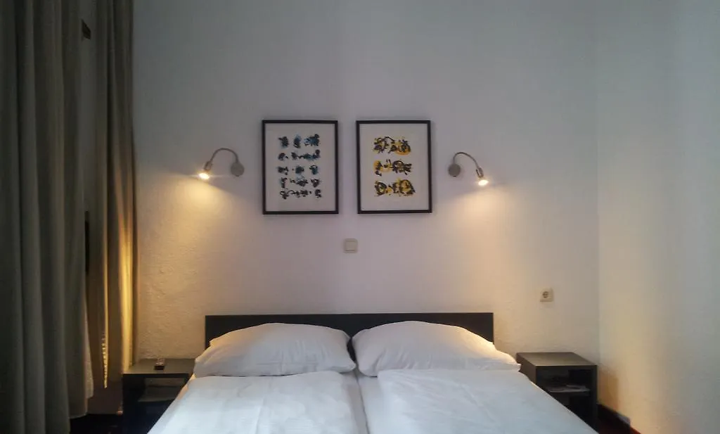 Pension Am Jakobsplatz München 3*,