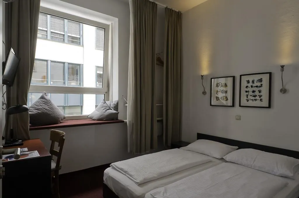 *** Gasthof Pension Am Jakobsplatz München Deutschland